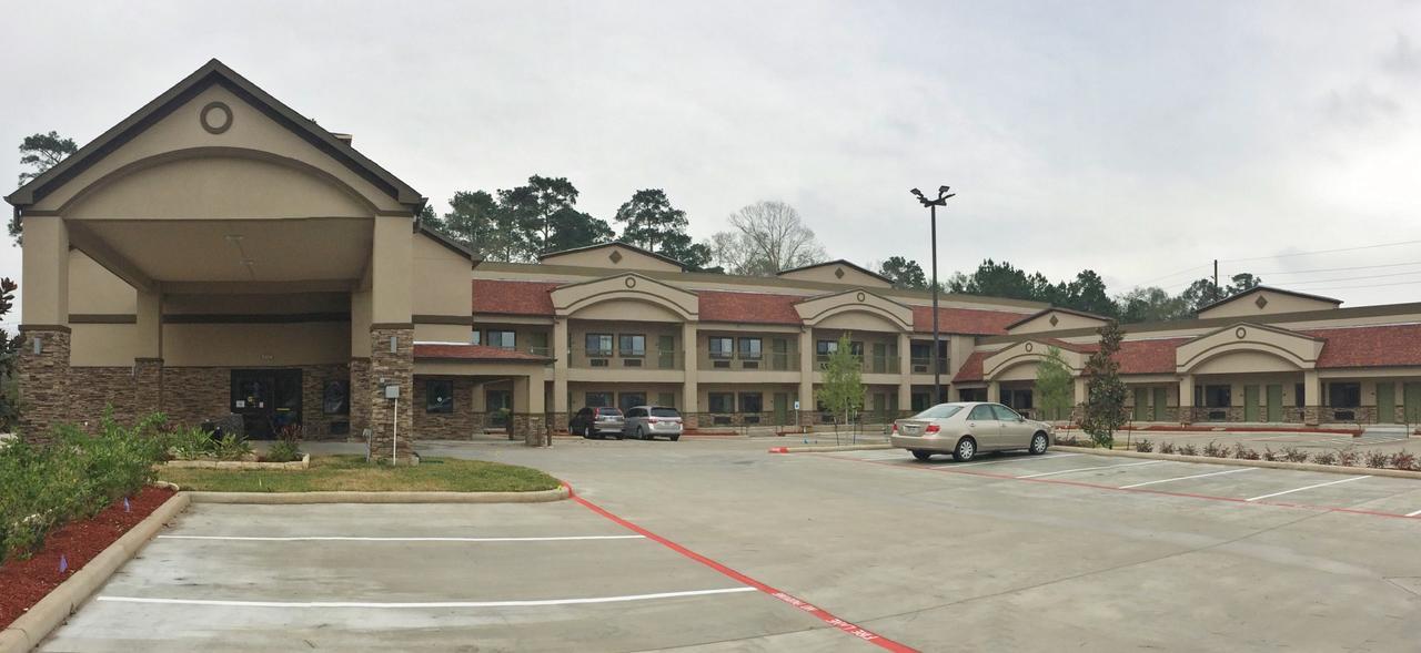Scottish Inn & Suites - Конро Екстериор снимка
